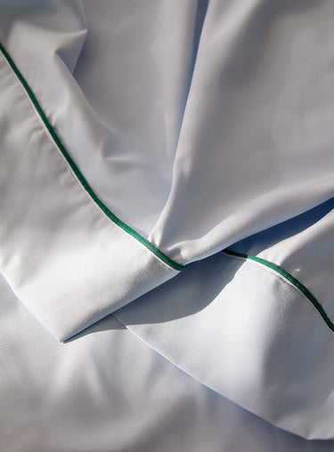 Washed microfibre sheet set